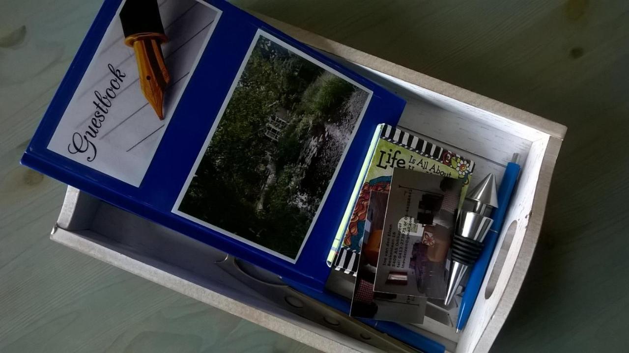 Vakantiehuisje Achter Odiliapeel Экстерьер фото