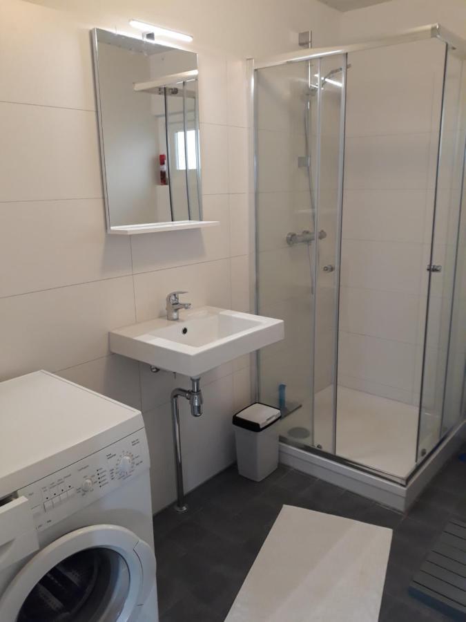 Vakantiehuisje Achter Odiliapeel Экстерьер фото